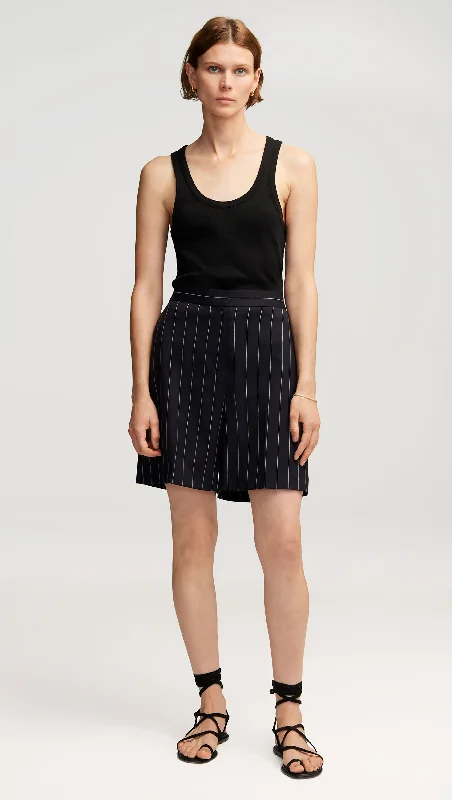Get It Before It’s Gone!Tailored Shorts in Stretch Wool | Navy Pinstripe