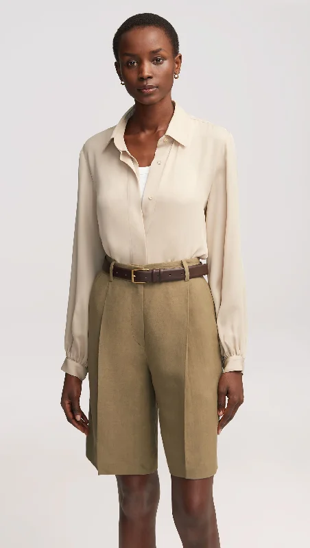 Score Big Savings Today!Pleated Shorts in Viscose-Linen Twill | Khaki Green