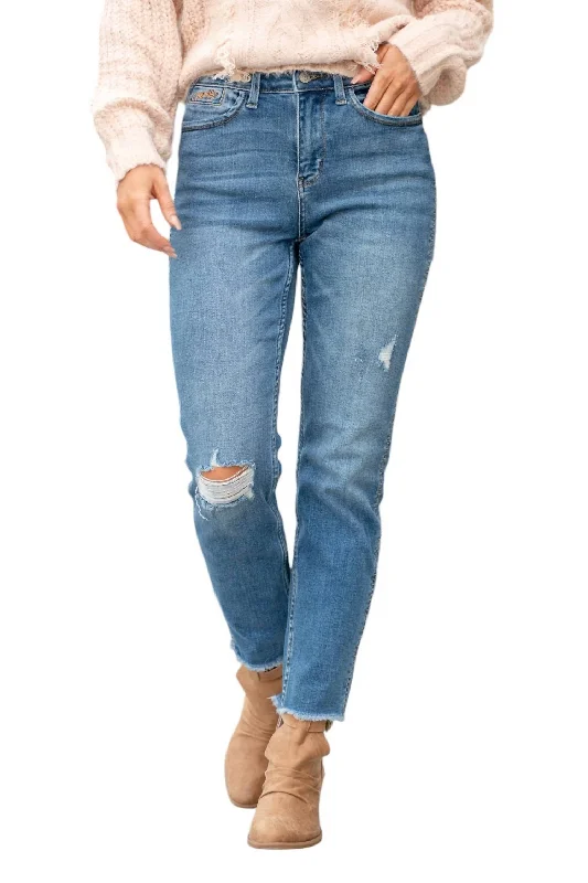 Your Best Deals Are Here!Howdy Jeans In Medium Blue Wash