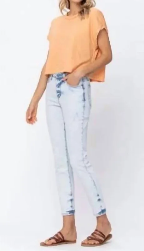 The Best Offers Are Here!Slim Fit Jean In Light Acid Wash