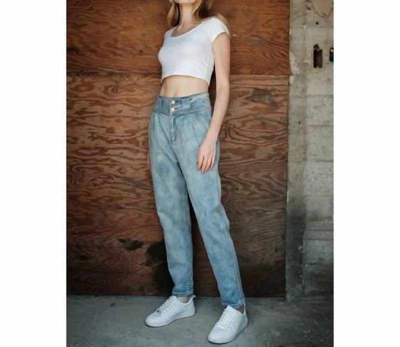 Mega Sale Happening Now!Straight Leg Jean In Med Wash