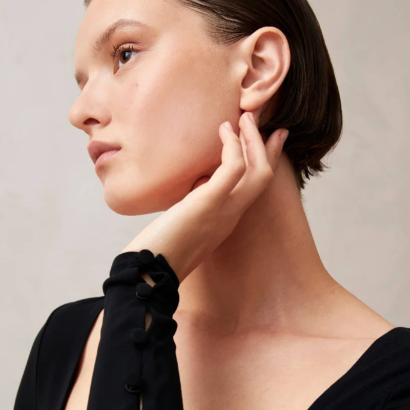 Limited Time Offer!Freja Black Midi Dress
