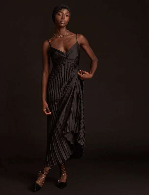 Savings You Can’t Ignore!Lucky Brand Women's Pleated Midi Dress