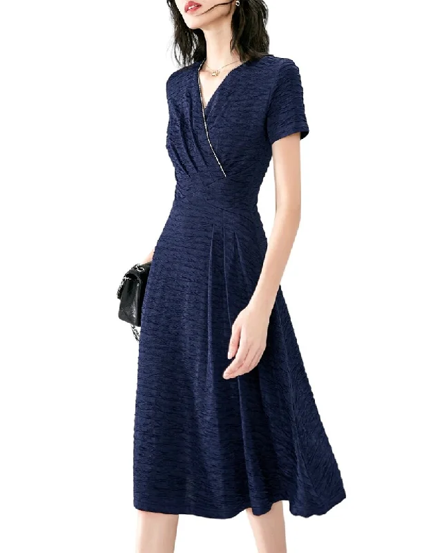 Shop Before It’s Gone!Onebuye Midi Dress
