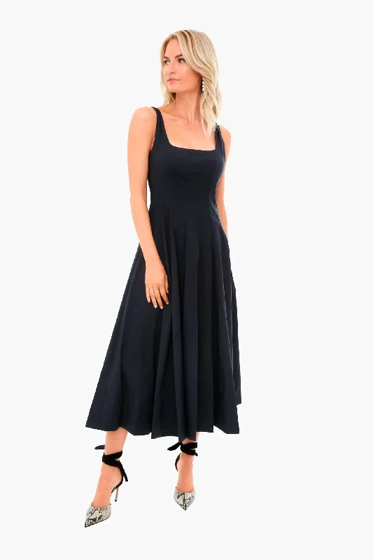 Best Price of the Season!Black Wells Dress