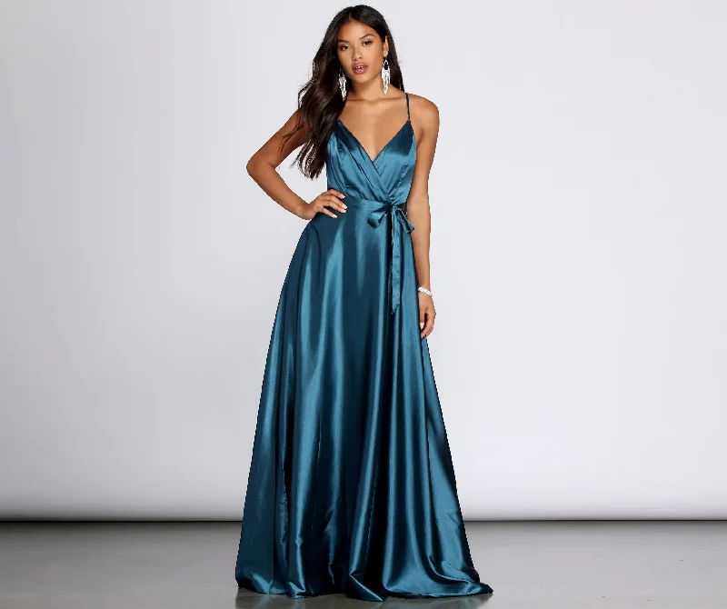Save Like Never Before!Lyndsay Satin Formal Gown
