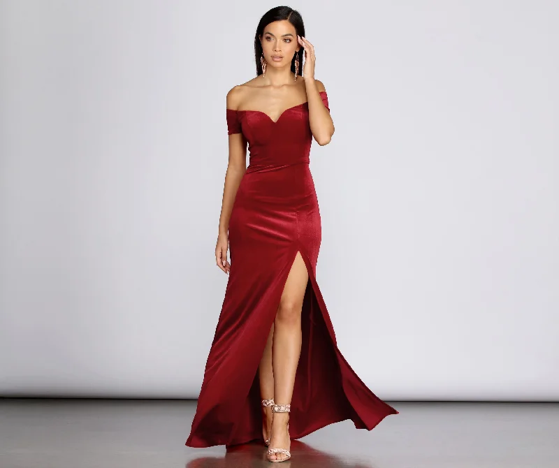 Incredible Savings Inside!Shania Formal Velvet Sweetheart Dress