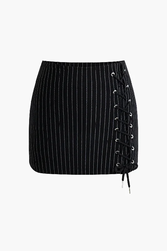 Flash Sale – Act Fast!Stripe Print Tie Front Mini Skirt