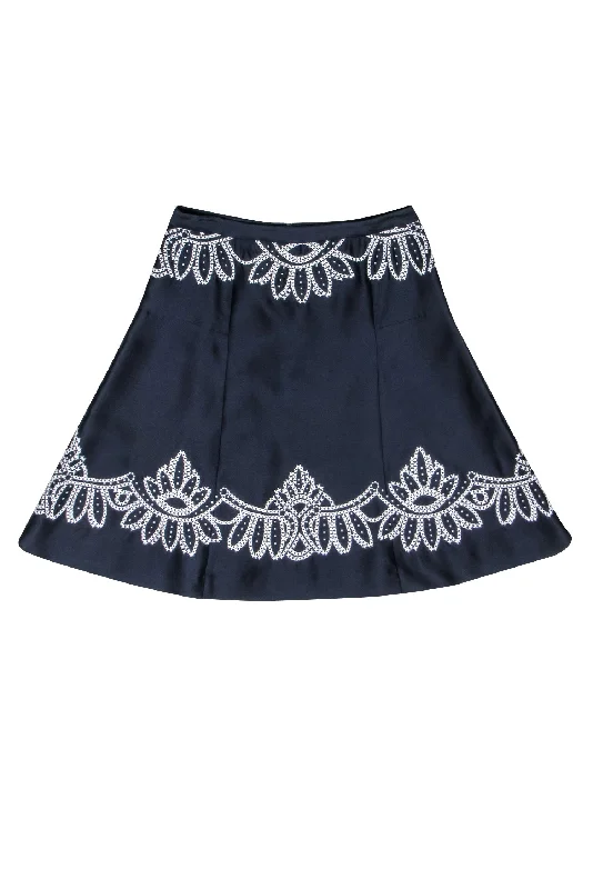 Flash Deals – Act Quickly!Tory Burch - Navy w/ White Embroidered Print Skirt Sz 6
