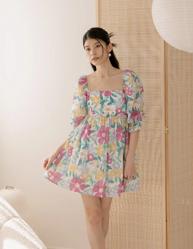 Crazy Discounts Inside!Carly Eyelet Dress in Vibrant Floral