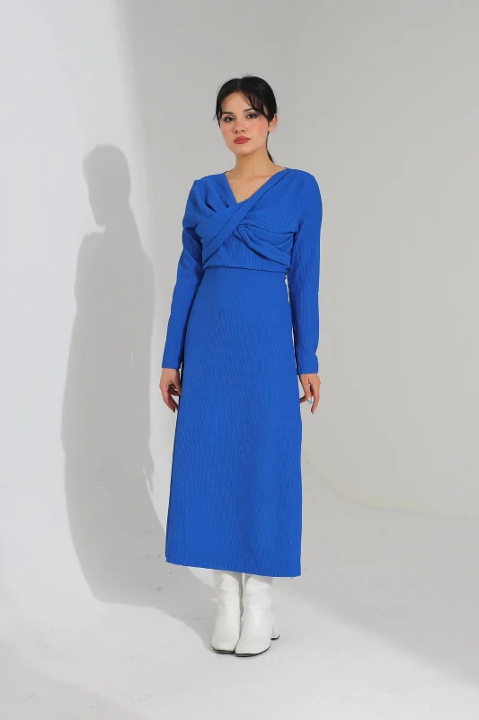 Score Big Savings Today!Dress 8305