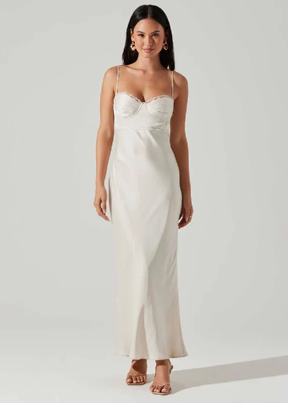 Today Only – Don’t Miss It!Florianne Dress - Champagne