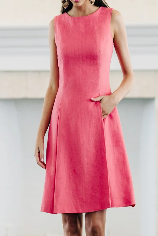 Everything Must Go!Sleeveless Pleat Dress with Pockets