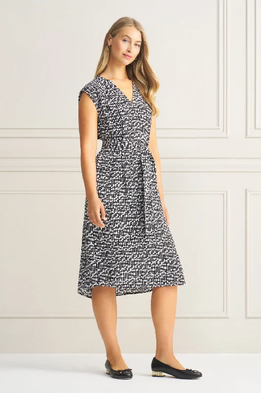 Limited Time Offer!V-Neck Crepe Dress