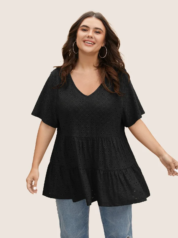 Upgrade for Less!Solid Broderie Anglaise Ruffle Layered Hem T-shirt