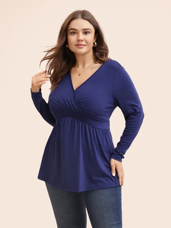 Don't Miss Out!Solid Overlap Collar Gathered T-shirt
