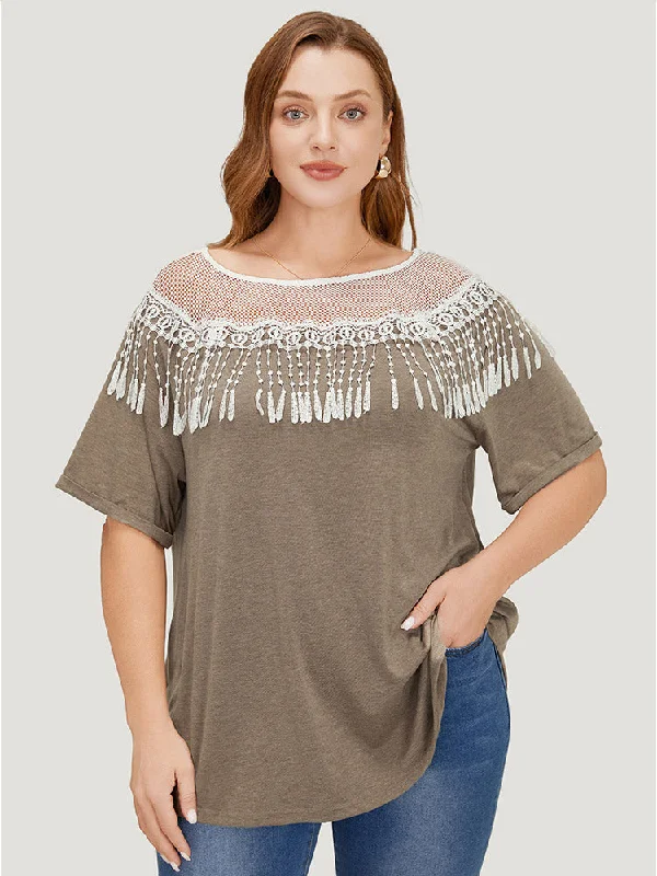 Bigger Savings, Better Shopping!Solid Roll Sleeve Lace Fringe Trim T-shirt