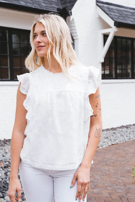 Bigger Savings, Better Shopping!Spring Gathering Top, White | Sanctuary
