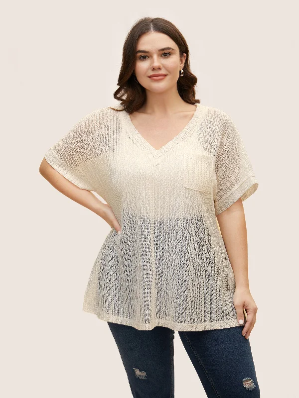 Your Favorite Items on Sale Now!Texture Slit Side Patched Pocket T-shirt