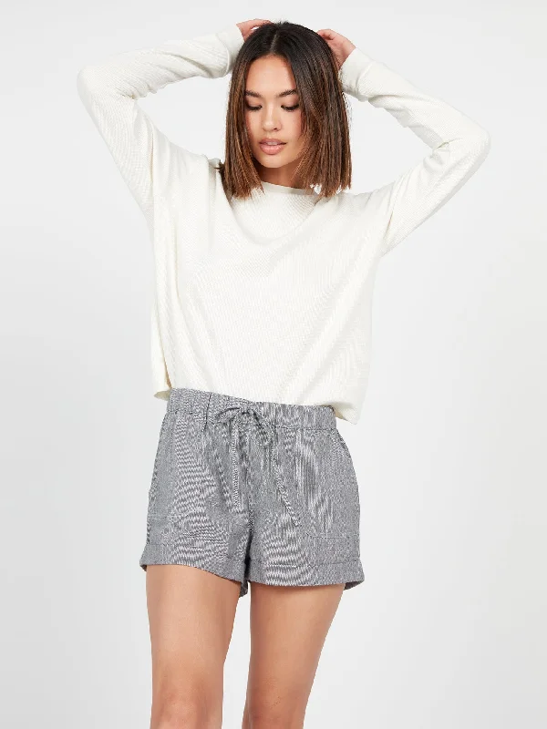Your Shopping Wish, Our Discount Command!Sunday Strut Shorts - Black Stripe