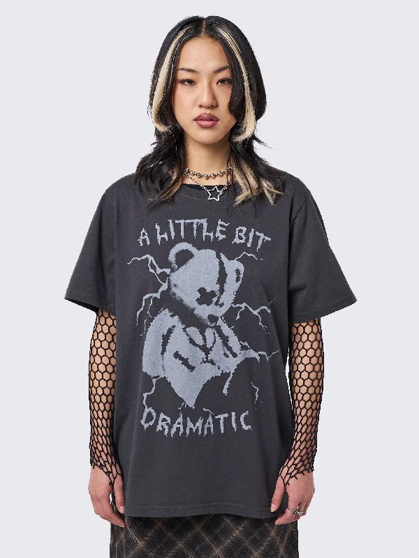 Don’t Wait – Shop Today!Dramatic Teddy Graphic T-shirt
