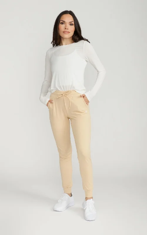 Your Discount is Waiting!The Everyday Long Sleeve in White